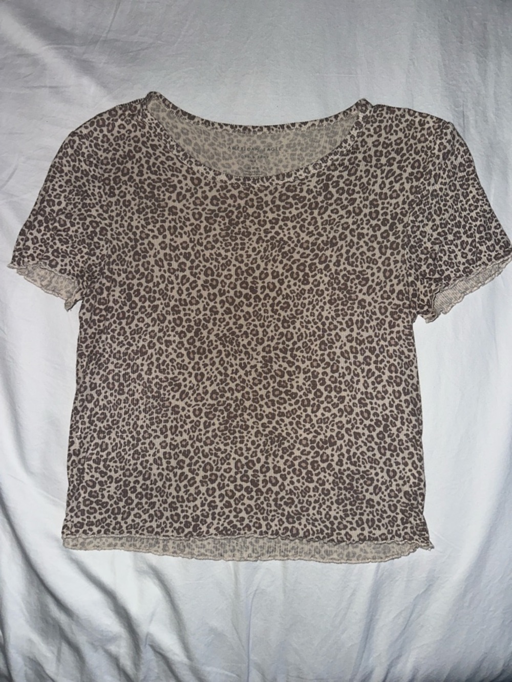 American Eagle Outfitters Beige Leopard Print Lettuce Edge Crop Top